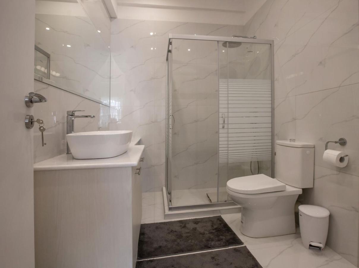 Upscale Luxury Athens Renovated Dream Home In One Of The Most Favorable Locations By National Gardens, Zoo & Hellenic Parliament In Syntagma And Stylish Exquisite Kolonaki Neighborhood ภายนอก รูปภาพ